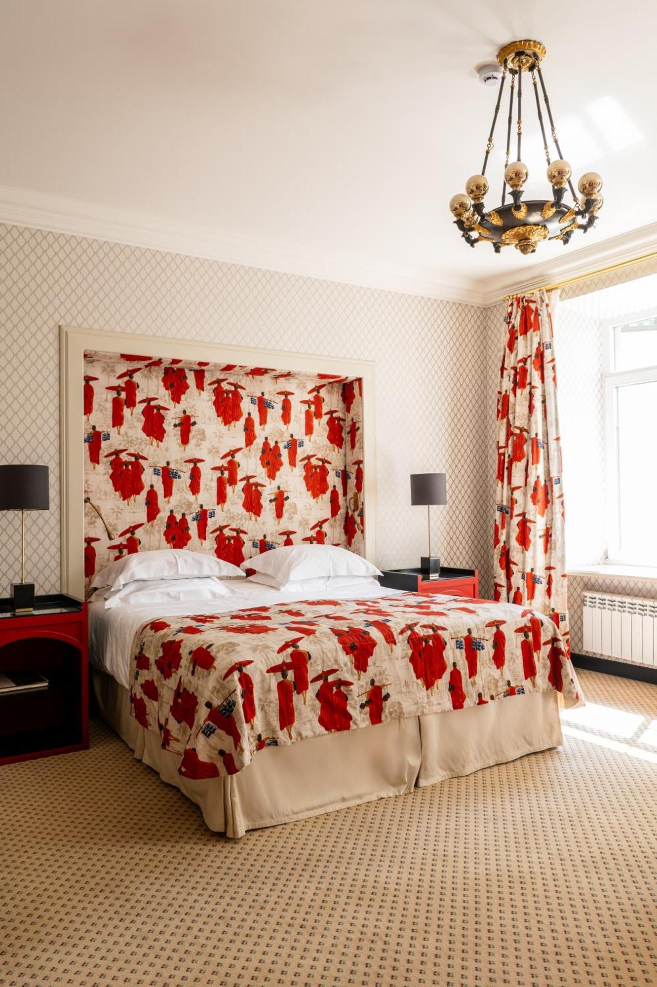 Narutis Hotel - Small Luxury Hotels Of The World Vilnius Luaran gambar A bed with a bed frame